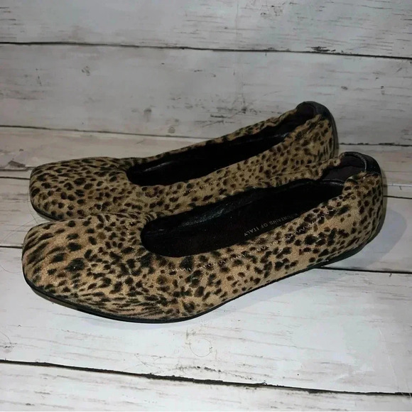 Donald J. Pliner Leopard Flats Women’s 6.5 made in Italy - Picture 1 of 5